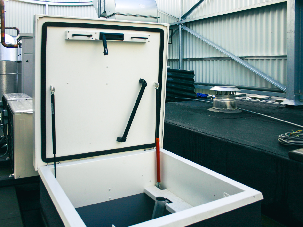 Staka Dakluik met opsteekladder Facility Point Roosendaal